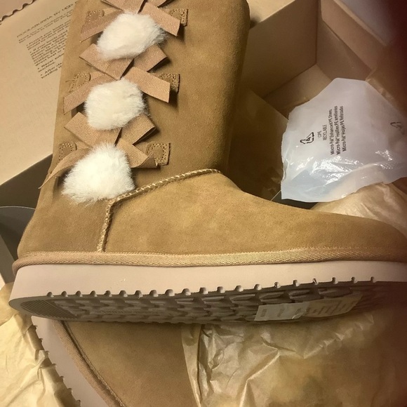 SOLD KOOLABURRA BY UGG VICTORIA TALL SOFT SUEDE FUR WOMENS BOOTS SIZE US 7 NEW - Picture 1 of 4
